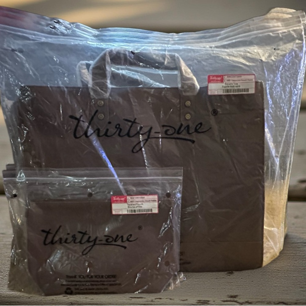 Thirty-One Square Tote and Tapered Pouch Bundle